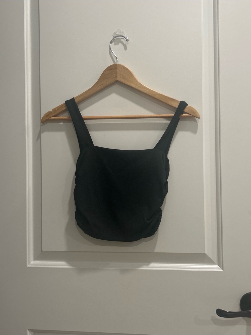 SHEIN Black Square Neck Crop Tank